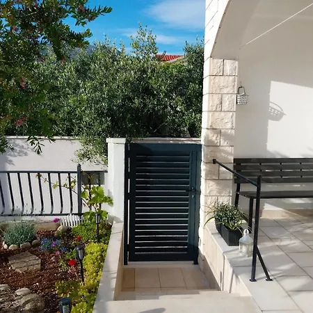 Guest house Korkyra Sun 3*