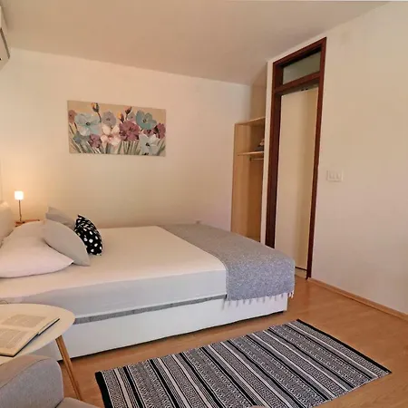 Korkyra Sun 招待所